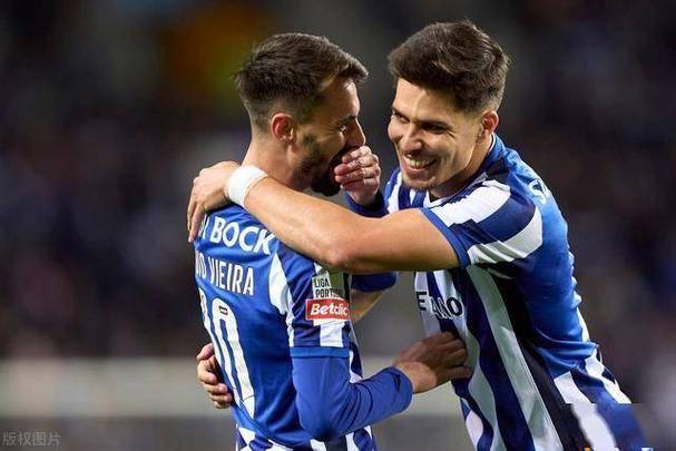 波尔图训练开放日，赛后造点机会引欢呼，葡超在即，轮换策略成焦点的简单介绍